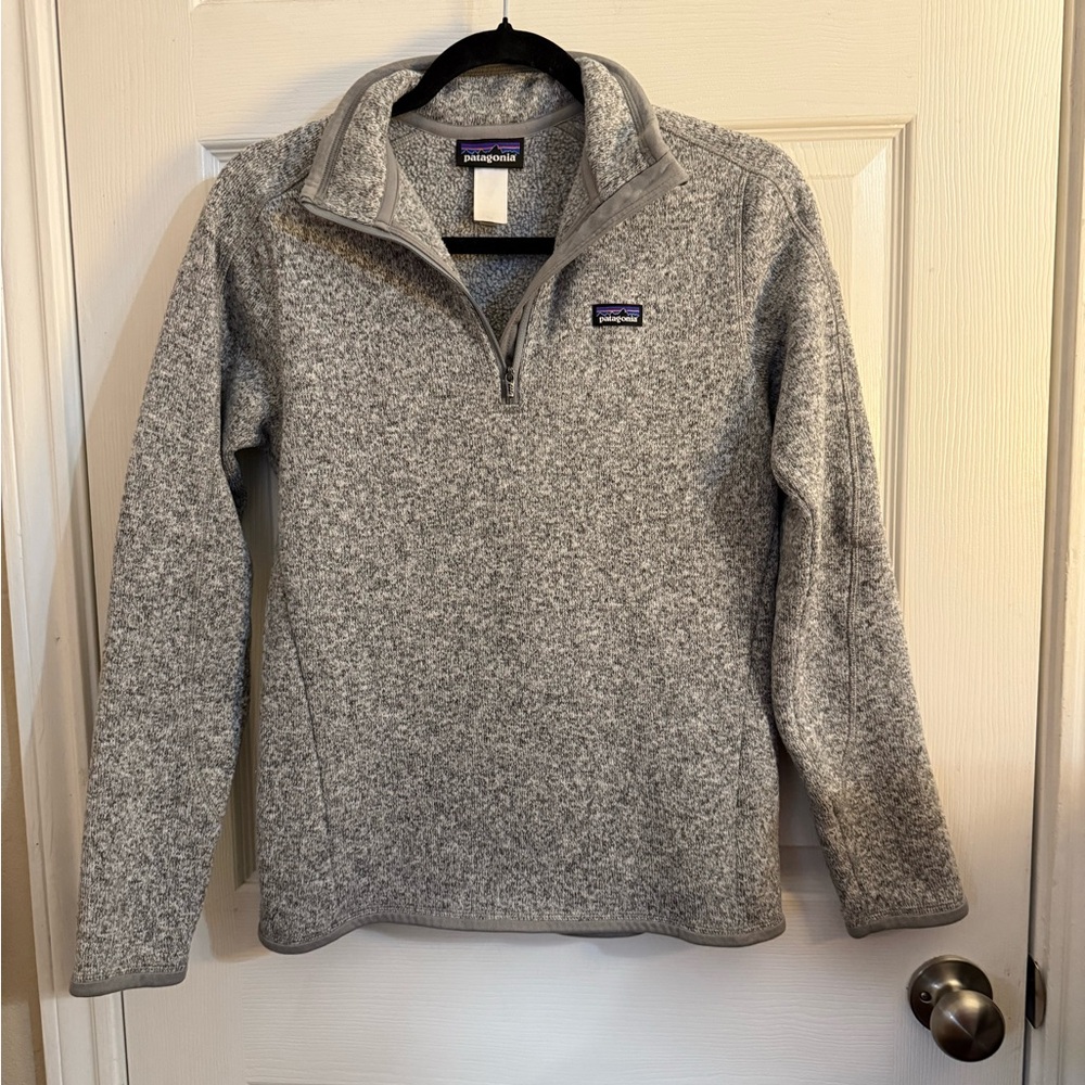 Patagonia better sweater 1/4 zip women’s gray PTP 16.5” L 25” small warm knit